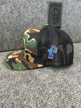 Load image into Gallery viewer, Camo Flat Brim Hat
